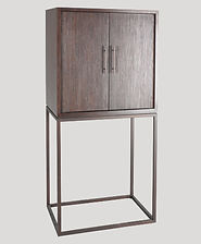Console contemporaine aux lignes sobres
